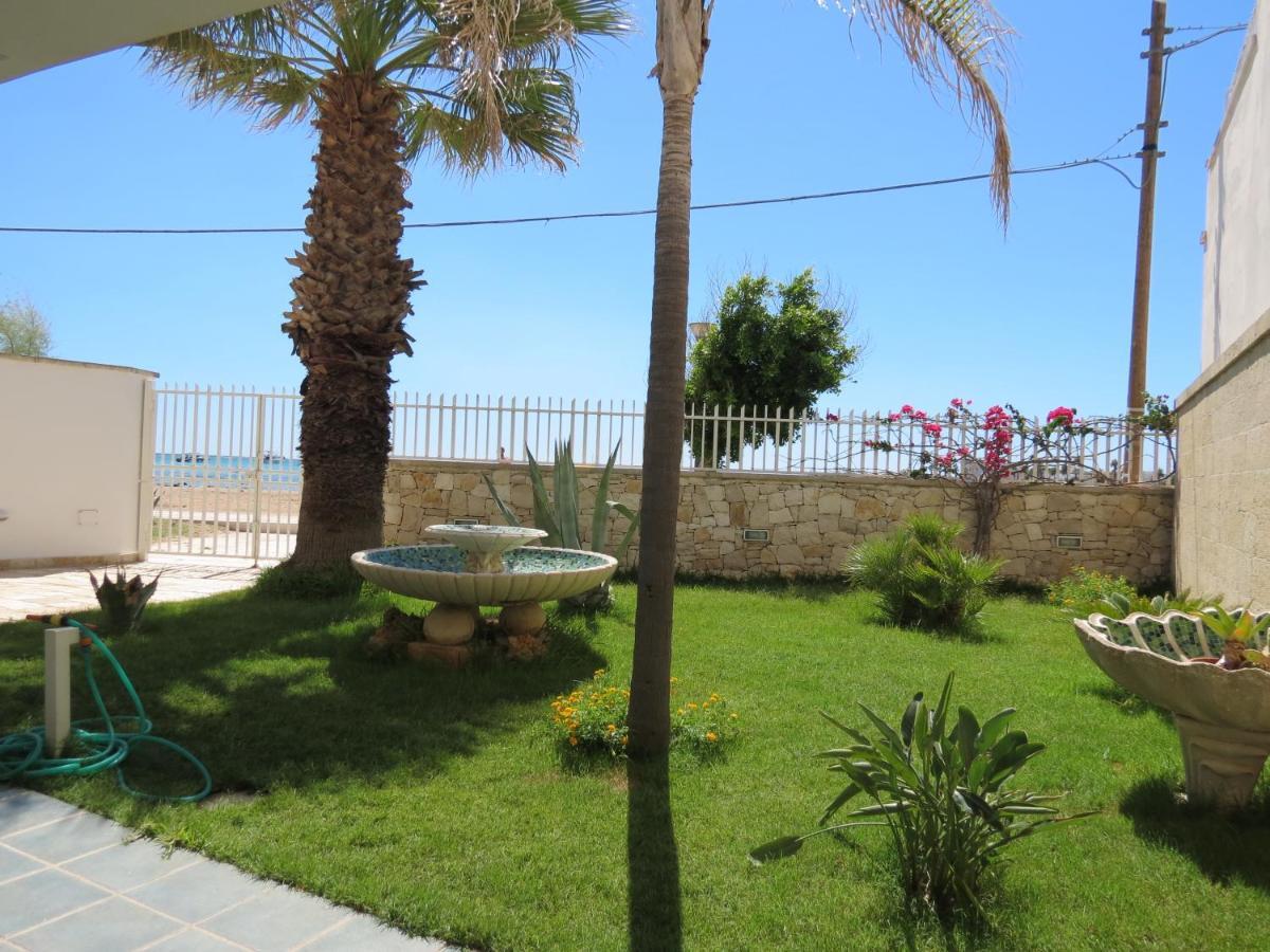 Salentoguests Villetta Sulla Spiaggia Porto Cesareo Exterior photo