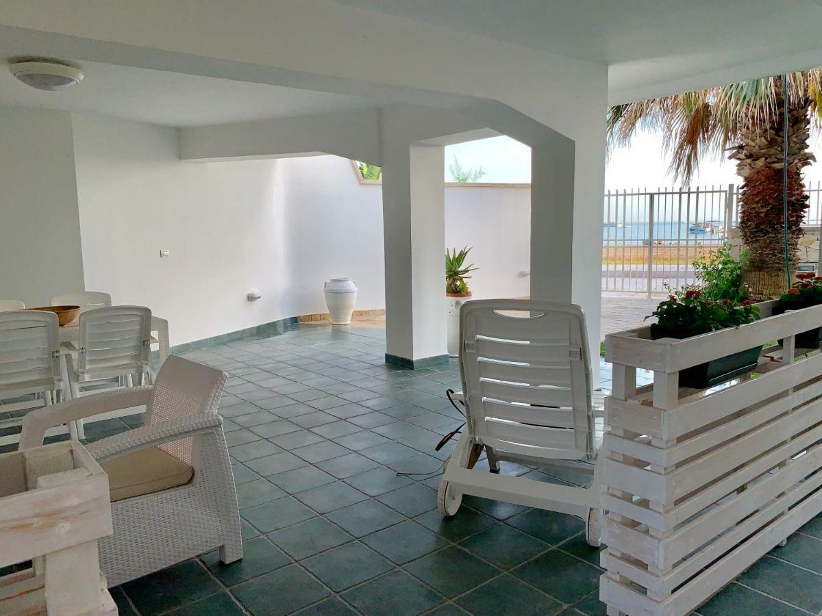 Salentoguests Villetta Sulla Spiaggia Porto Cesareo Exterior photo