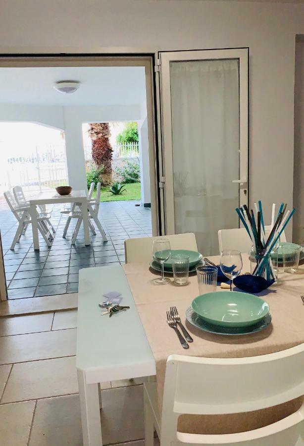 Salentoguests Villetta Sulla Spiaggia Porto Cesareo Exterior photo