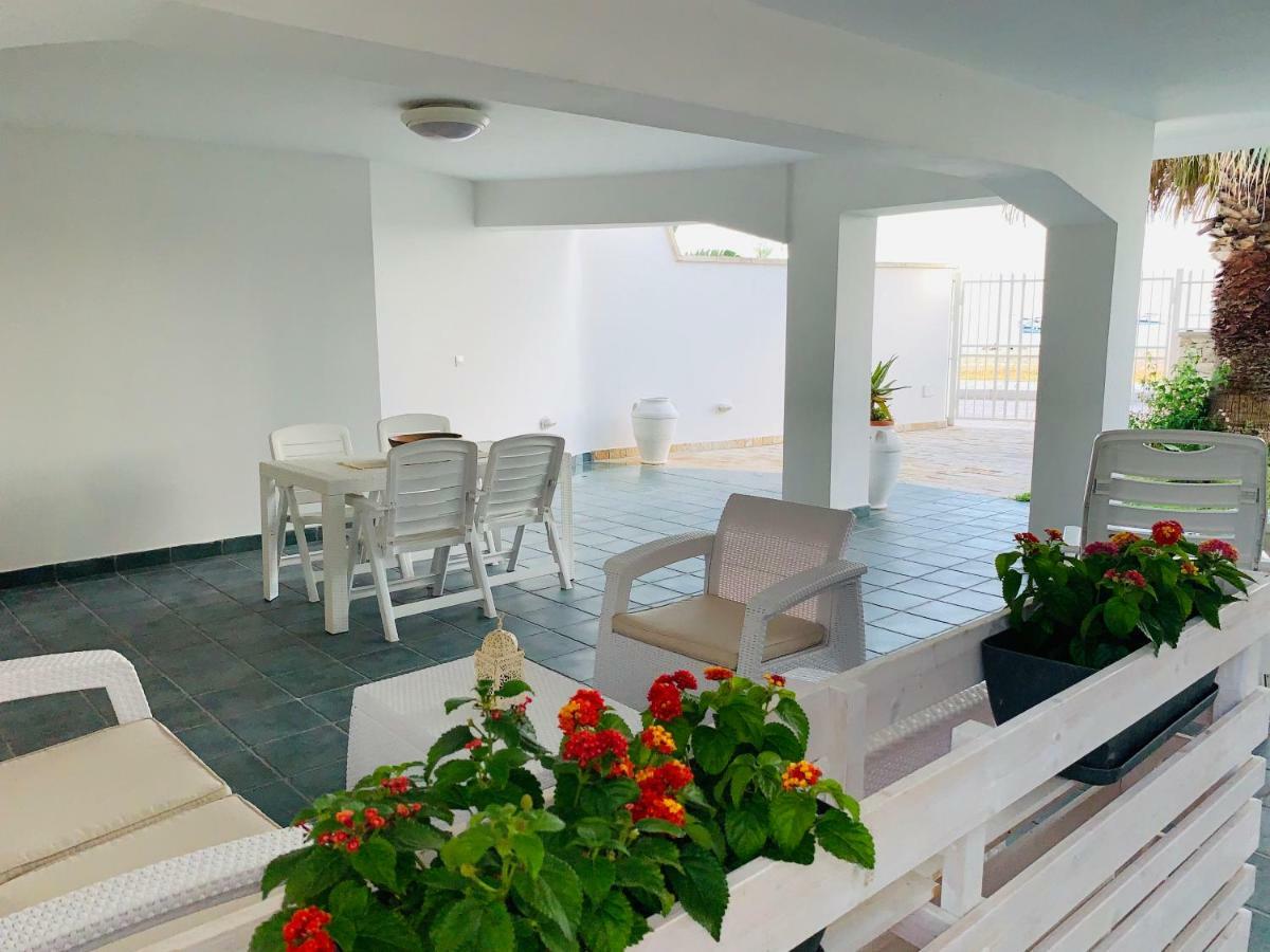 Salentoguests Villetta Sulla Spiaggia Porto Cesareo Exterior photo